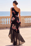 Robe longue longue noire asymétrique à une épaule en velours Florla à ourlet à volants