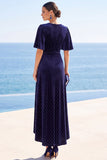Robe midi à pois bleu marine à haut et bas ourlet en V avec manches courtes flottantes