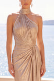 Robe de cérémonie longue fourreau froncée champagne avec traîne