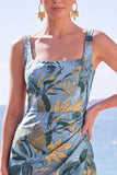 Robe de cérémonie longue fourreau en floral à col carré, bleue avec fente