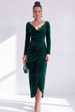 Robe de la mère de la mariée en velours moulant vert foncé à col en V à manches longues