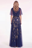 Robe de la mère de la mariée longue à manches perlées bleu marine