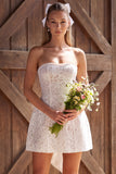 Courte robe de douche nuptiale en dentelle ivoire bretelles A-Line Pearls avec nœud de nupte