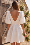 Robe courte de douche nuptiale ivoire à col en V à manches bouffantes jacquard