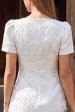Robe courte de douche nuptiale Bodycon Bodycon Jacquard à col bateau en ivoire