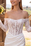 Corset bodycon ivoire épaulé décalé, perles en dentelle froncée, robe courte de douche nuptiale