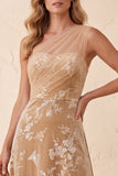 Robe longue d'invitée de mariage champagne ligne A à une épaule en velours