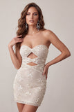 Robe courte de rentrée courte découpée en ivoire bodycon avec des sequins