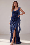 Robe de soirée longue en forme de velut bleu marine avec frous et volants