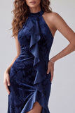 Robe de soirée longue avec volants en velut bleu marine en fourreau fourreau