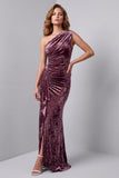 Robe longue formelle longue en velurs mauve vintage à une épaule froissée et fendue