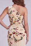 Robe de cérémonie longue champagne fourreau à une épaule en velours floral, froncée