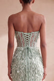 Corset vert sauge Sirène sans bretelles à plumes, robe longue de cérémonie avec nœud