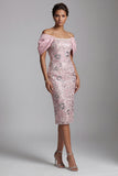 Robe midi de la mère de la mariée rose pâle à épaules décollée