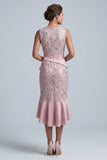 Robe midi de mère de la mariée à fourreau rose clair à col rond à volants avec paillettes