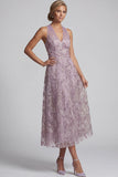 Robe midi brodée midi en lilas A-Line Twin