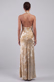 Champagne velout, col à col à cou fleuri, fourreau de jacquard, longue robe de mère de la mariée avec écharpe