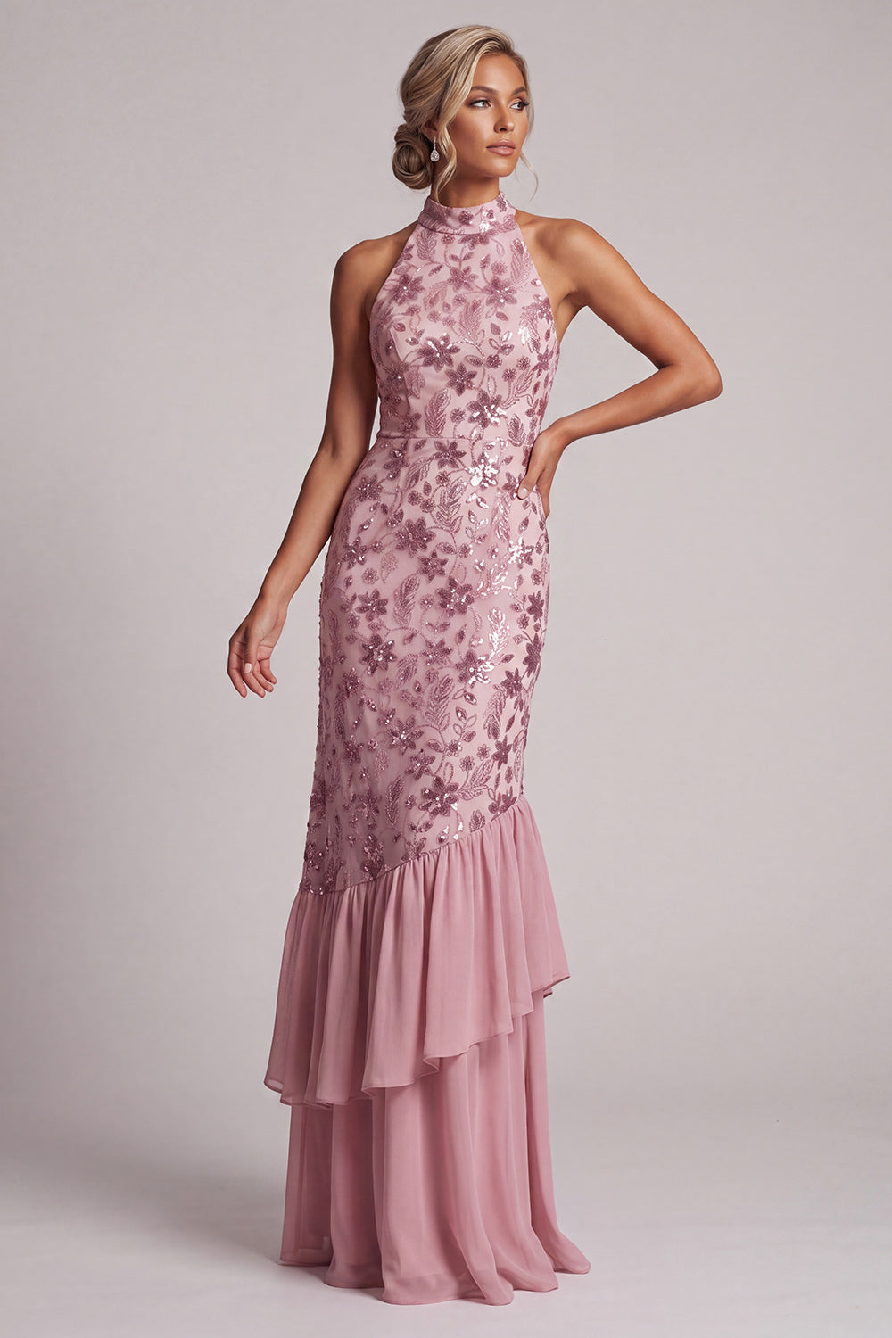 Vintage mauve à volants à niveaux, paillettes dos nu, longue robe de mère de mariée