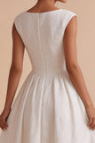 Robe de fiançailles Bateau blanche Jacquard blanche A-Line avec manches courtes