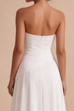 Robe de fiançailles blanche franzée en A sans bretelles
