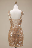 Sequins miroir dorés, tulle bodycon épais, bretelles épaisses, robe courte de rentrée à la maison avec fente latérale