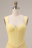Corset jaune clair, perles, appliques floraux, longues bretelles, bodycon, robe courte de rentrée,
