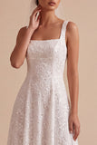 Robe longue de mariée blanche ligne A à col carré, à paillettes avec appliqués