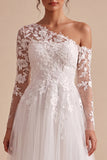 Robe longue de mariée blanche à une épaule en tulle avec appliqués floraux