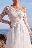 Robe longue de mariée blanche à une épaule en tulle avec appliqués floraux