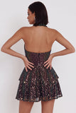 Robe cocktail courte à paillettes noire noire à col nu et à volants à volants