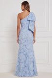 Robe longue de demoiselle d’honneur à fleurs à une épaule en sirène bleu clair