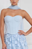 Corset bleu clair, robe longue de demoiselle d’honneur fleurie sans bretelles appliquée avec une fleur 3D