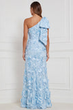 Robe longue de demoiselle d’honneur à une épaule à fourreau fleuri appliquée avec un nœud