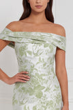 Robe longue de demoiselle d’honneur en sage à fleurs, épaule dénudée