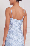 Robe longue de demoiselle d’honneur fleurie A-Line bleu clair avec fente