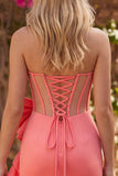 Corset jaune bodycon avec bordure perlée Robe courte de retour à la maison avec détail de nœud latéral