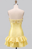 Robe courte de rentrée à étages à étages en perles roses, perle de perles roses, ligne A, à niveaux et volants