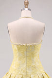 Robe courte de rentrée Jaune beurre fleur Jacquard Twin Short Homecoming avec ornements de perles