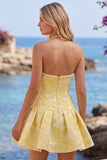 Robe courte de rentrée Jaune beurre fleur Jacquard Twin Short Homecoming avec ornements de perles