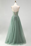Robe de soirée longue sauge poussiéreux à paillettes, avec corset, appliqués floraux, en tulle, sans bretelles et avec fente