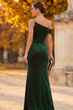 Robe de cérémonie longue vert foncé à perles, asymétrique, coupe fourreau