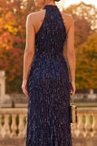 Robe de cérémonie longue coupe fourreau bleu marine avec de fines franges