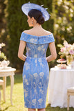 Robe midi midi de la mère de la mariée bleue bleue froncée à volants découverte avec un nœud en strass
