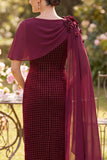 Robe de mère de la mariée en gaine bordeaux perlée 3D avec drapé