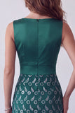 Robe cocktail midi midi en dentelle en satin vert foncé