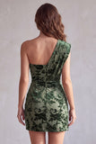 Robe cocktail courte courte en velours froncé en velours d’Eucalyptus avec drapé