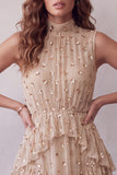 Robe cocktail midi champagne à col montant à étages et volants avec des sequins