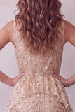 Robe cocktail midi champagne à col montant à étages et volants avec des sequins
