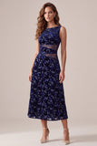 Robe de cocktail midi bleu marine ligne A en velours à col bateau avec imprimé floral et découpes