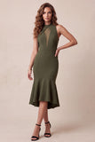 Robe de cérémonie midi en sirène olive, col haut, tulle bas
